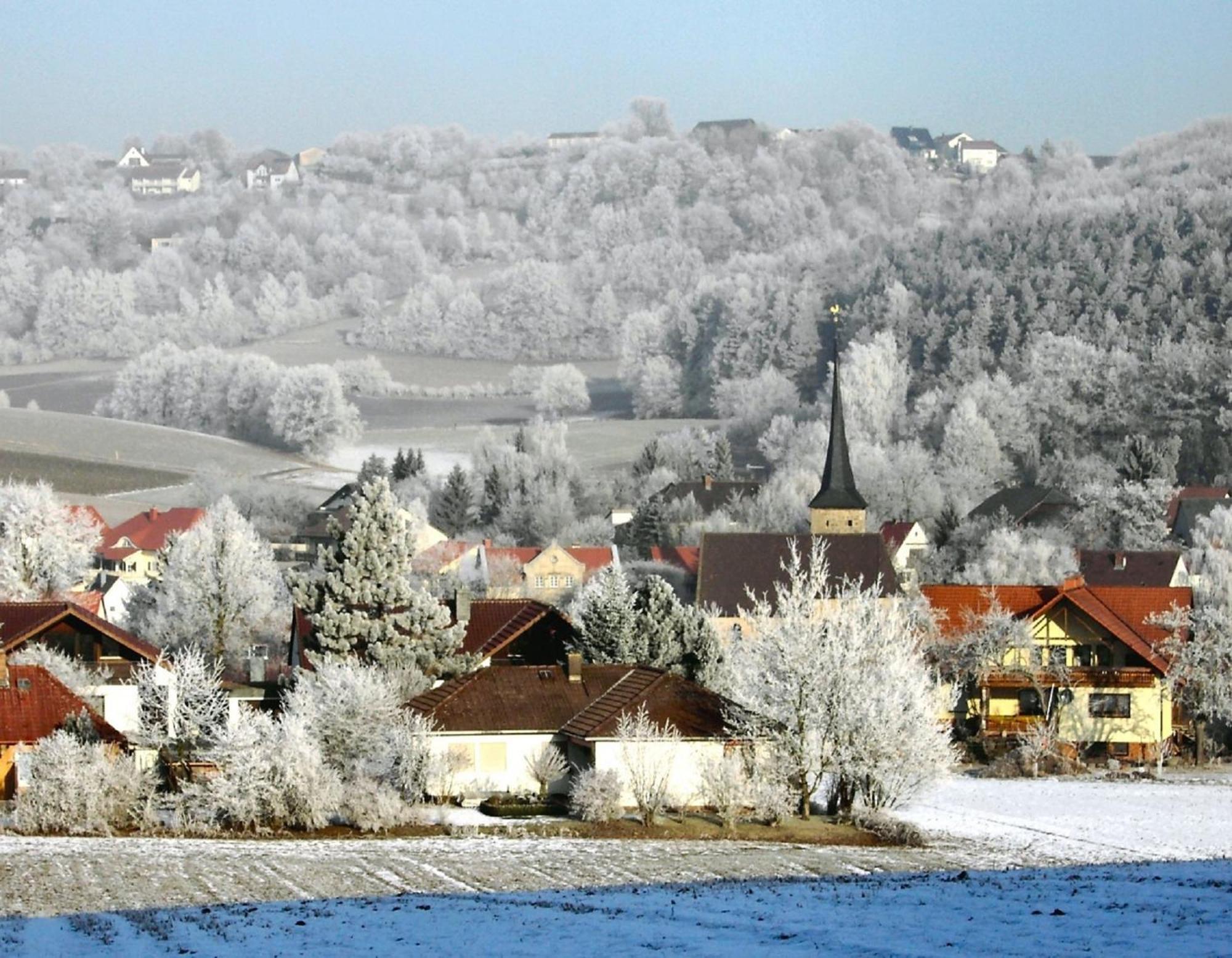 Ferienwohnung Alwine Coburg Bagian luar foto